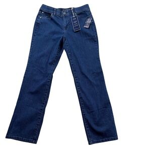 NWT‎ Charter Club Petite Comfort Waist Straight Leg Jeans  8PS #794